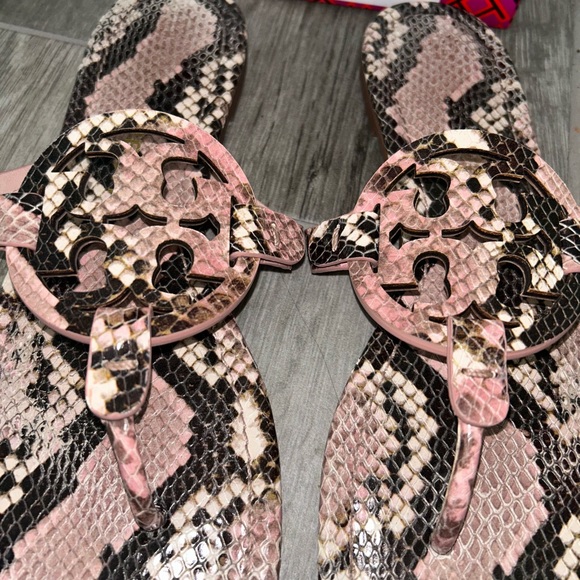 Authentic Tory Burch Miller Sandals & Box Sz 10 🐍🩷🩶 Pink Snakeskin - Picture 6 of 11